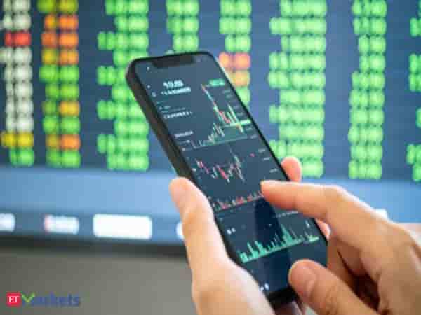 FPIs pull out Rs 21,745 crore in late September, led by oil, auto, financials