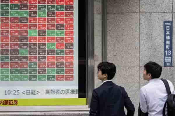 Stocks waver amid Iran peace deal uncertainty.