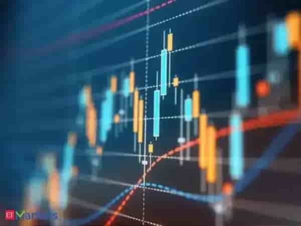 How Will Acquiring Mahindra’s Truck and Bus Unit Benefit SML Mahindra Shares?