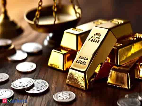 Gold, Silver Prices Plummet Amid Israel Attacks and Rising Oil