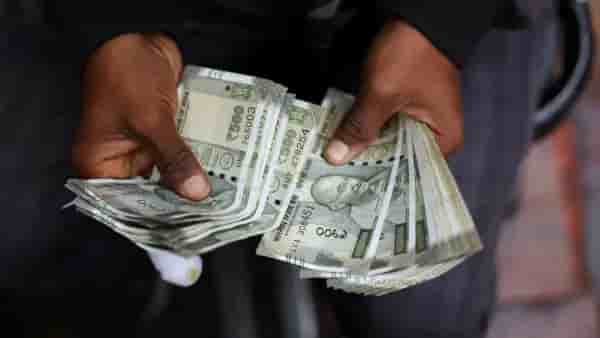 Rupee marks strongest weekly gain in seven months; fundamentals crucial ahead