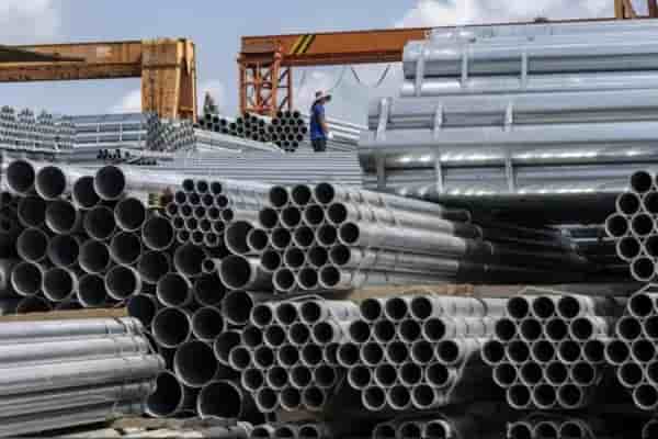 Steel shares drop 4% as CEO and promoter aim to sell ₹1,417 cr stake in block deal