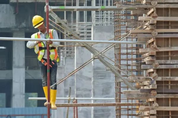 KPIL Share: Can ₹65,457 Cr Order Book Boost Margins to 5%?