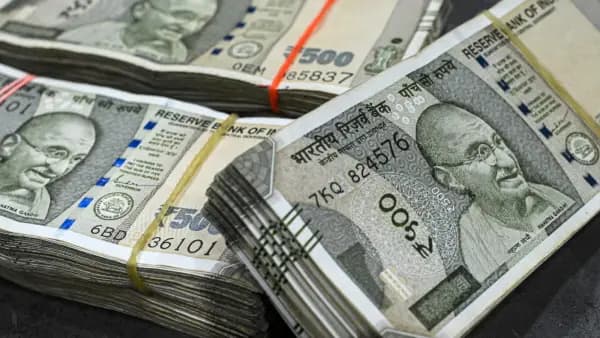 Rupee rises, US-Iran tensions cause market volatility
