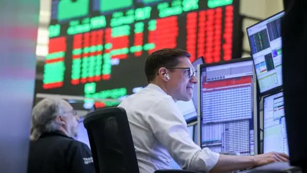 S&P 500 Surges on Renewed Hope for End of Iran Tensions