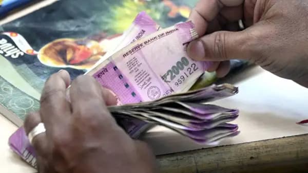 RBI receives 98.47% of recalled Rs 2000 notes